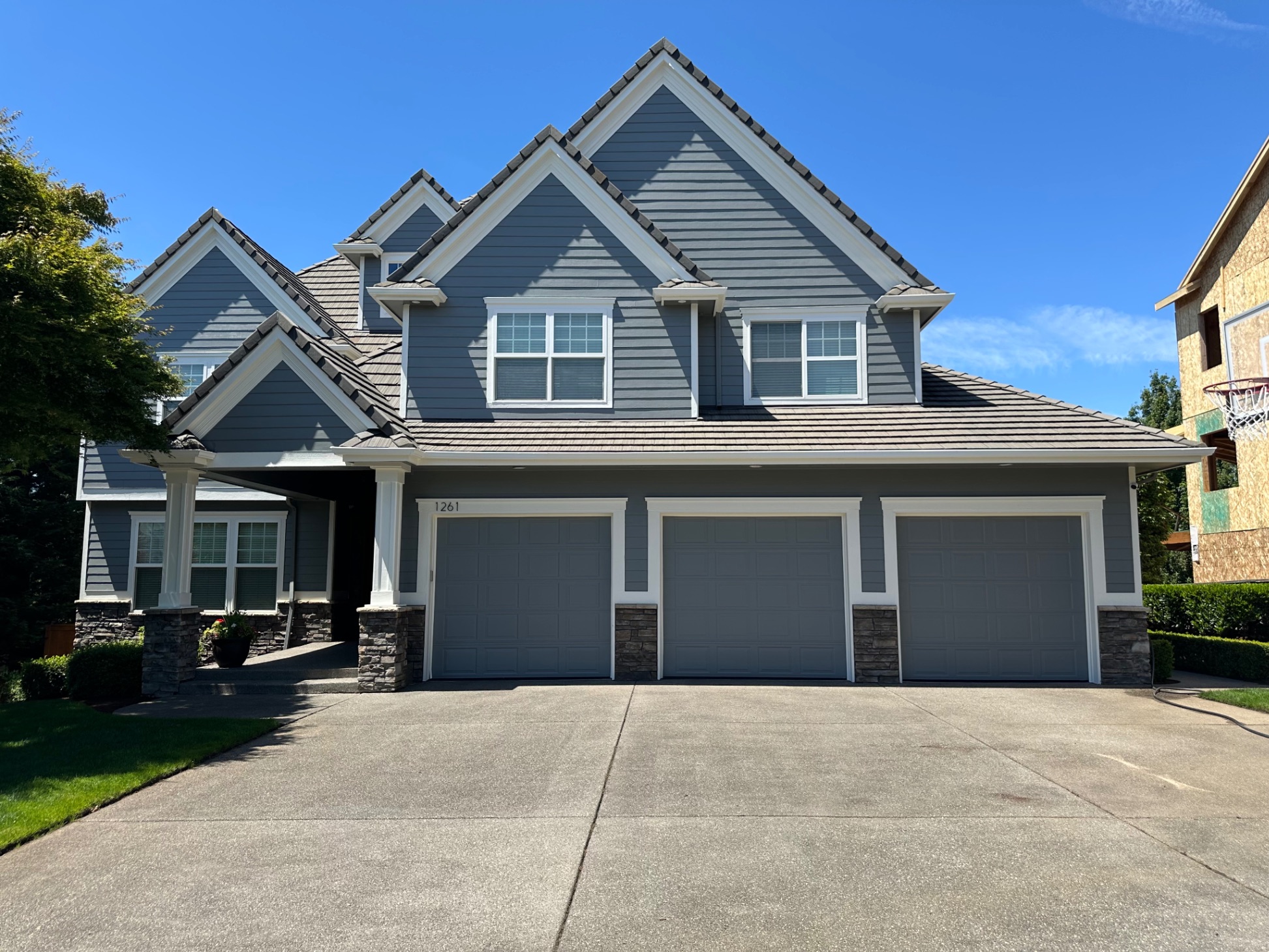 Firu Construction exterior painting and siding services